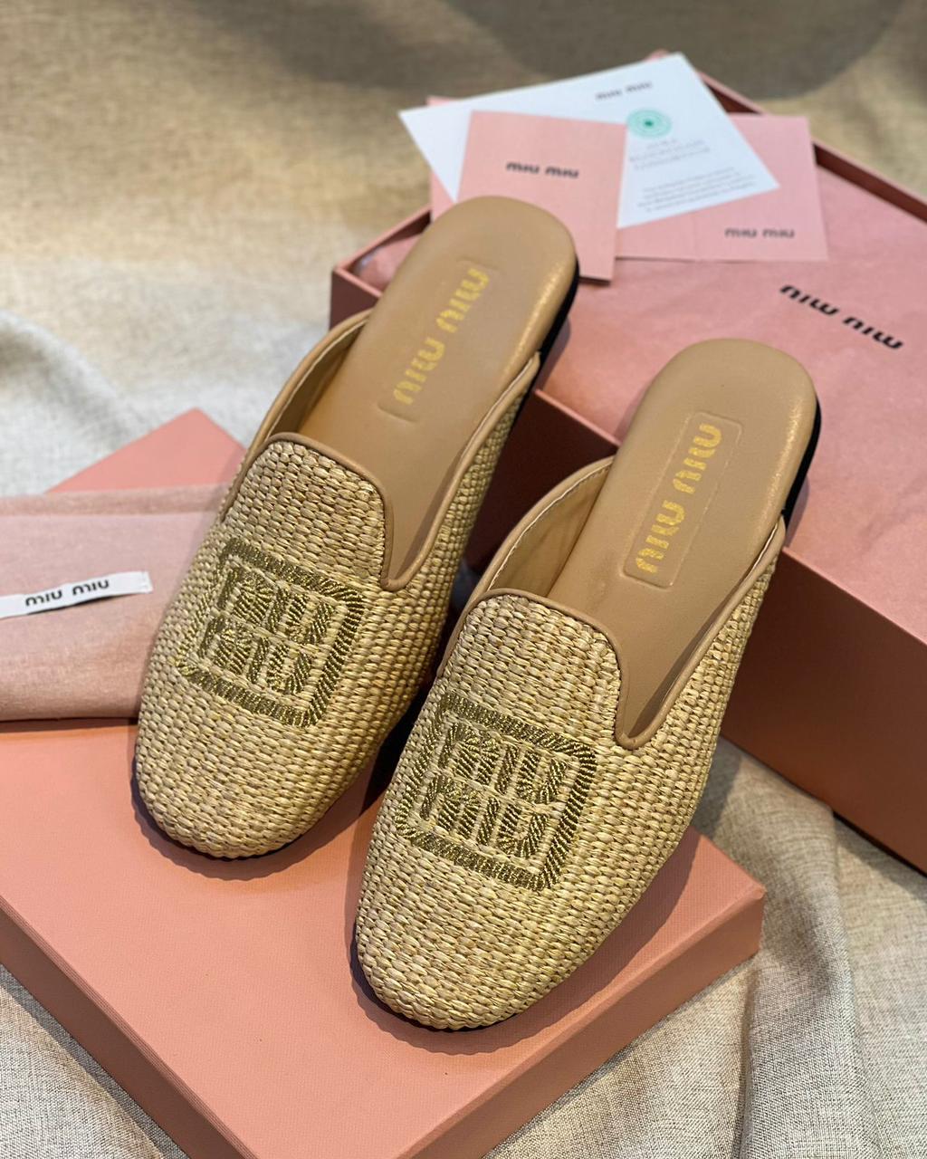 Ladies flats Lilly Onlines
