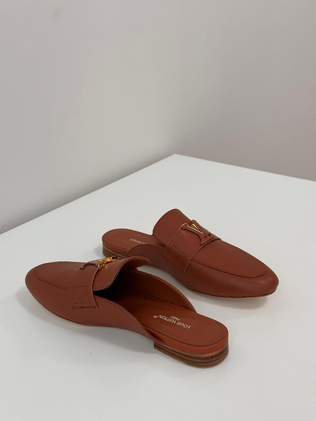 Ladies flats Lilly Onlines