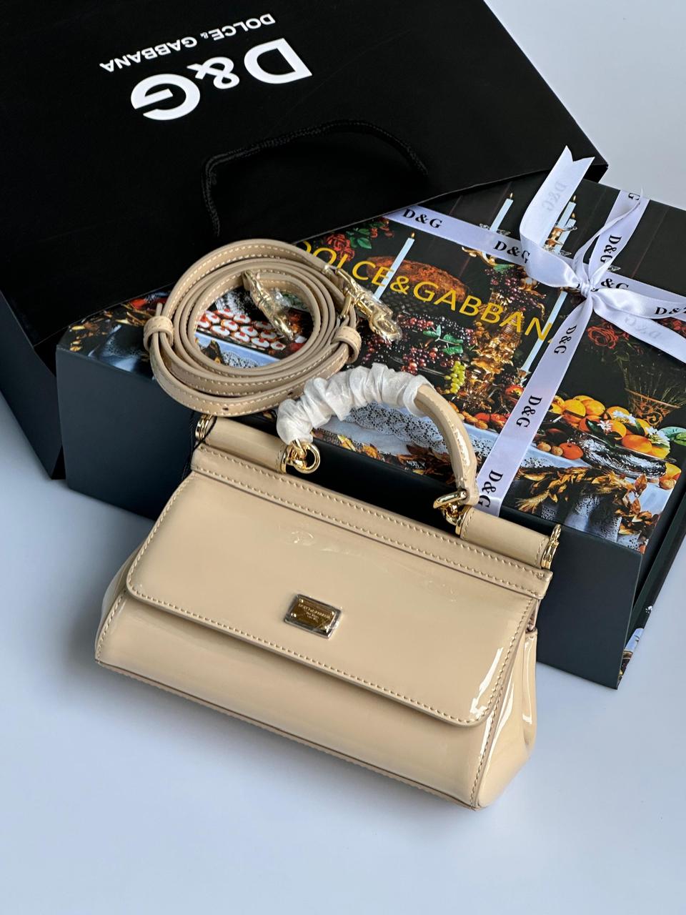 Ladies D&G bags Lilly Onlines