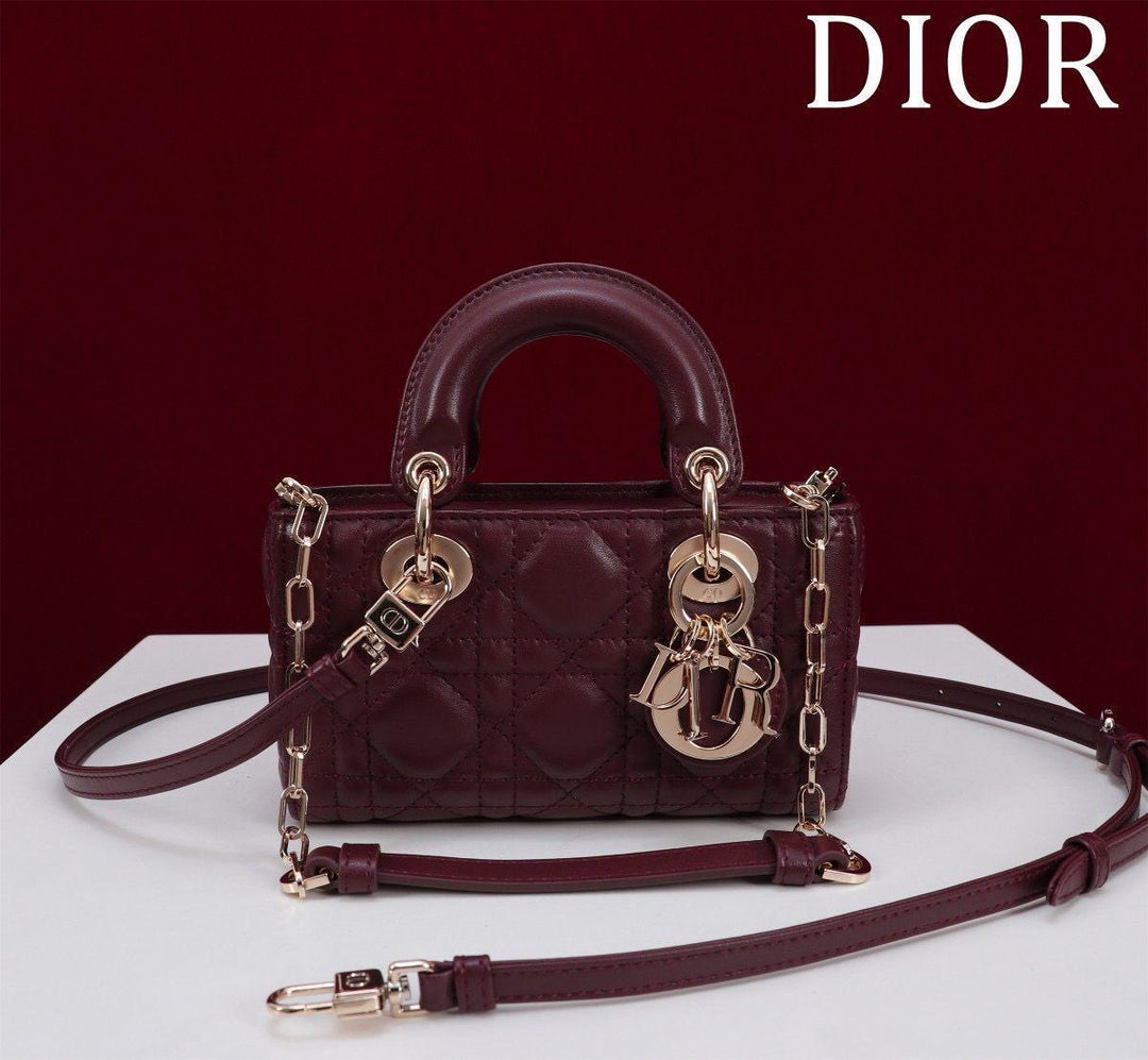 Ladies Dior bags Lilly Onlines