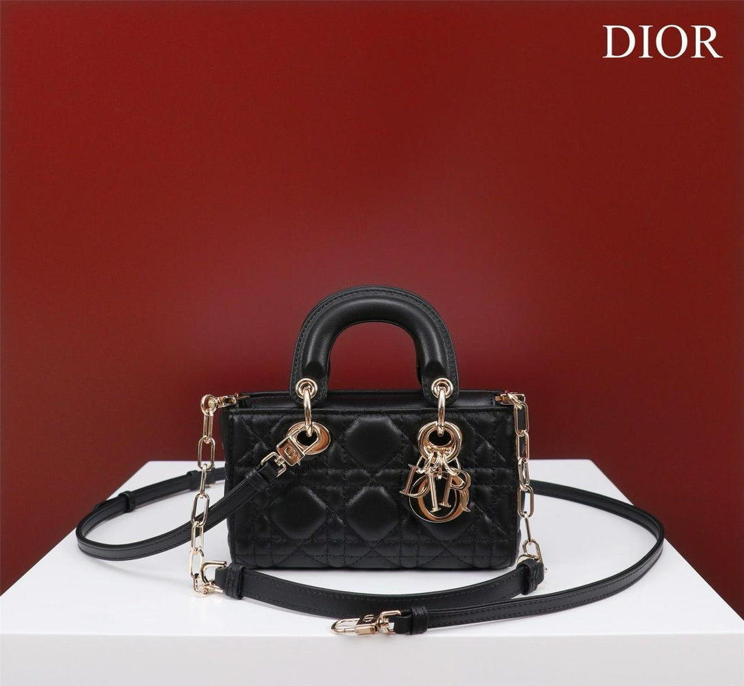 Ladies Dior bags Lilly Onlines