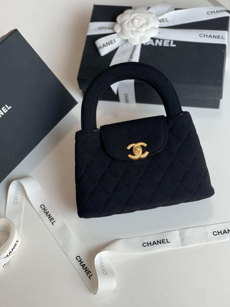 Ladies Chanel bags Lilly Onlines