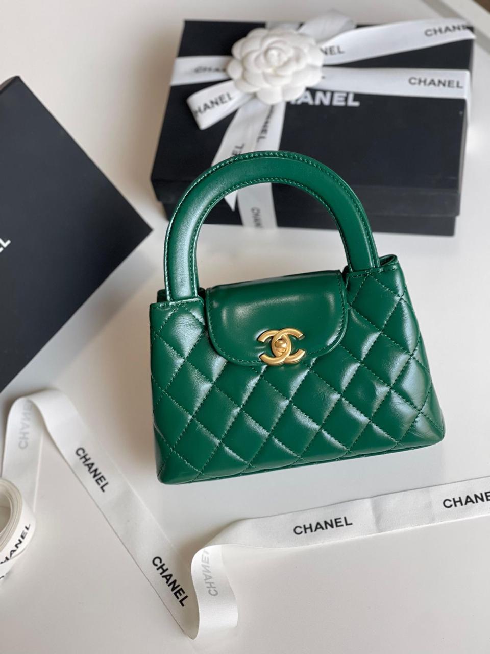 Ladies Chanel bags Lilly Onlines