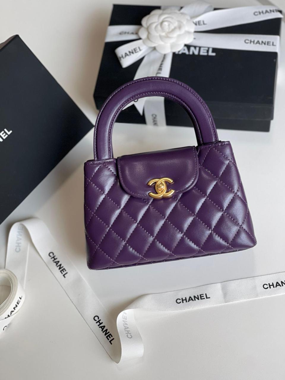 Ladies Chanel bags Lilly Onlines