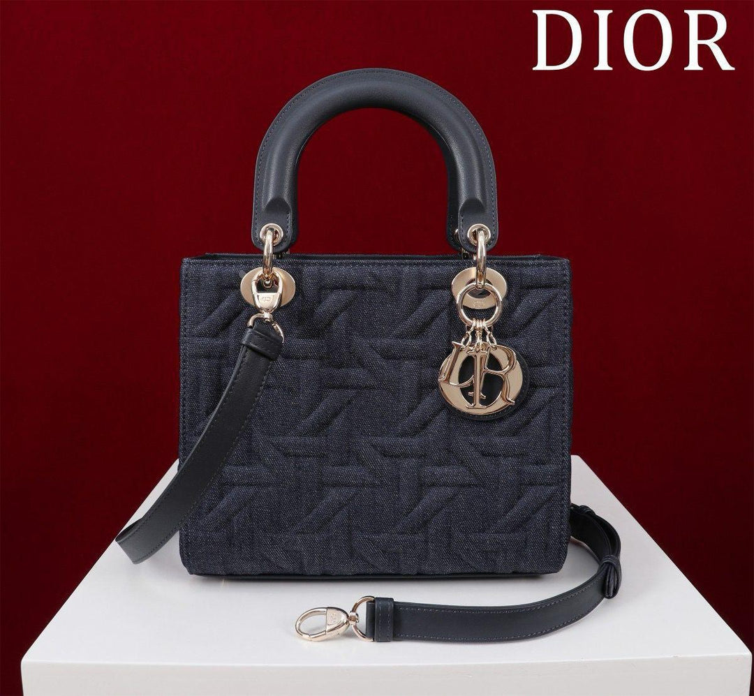 Ladies Dior bags Lilly Onlines