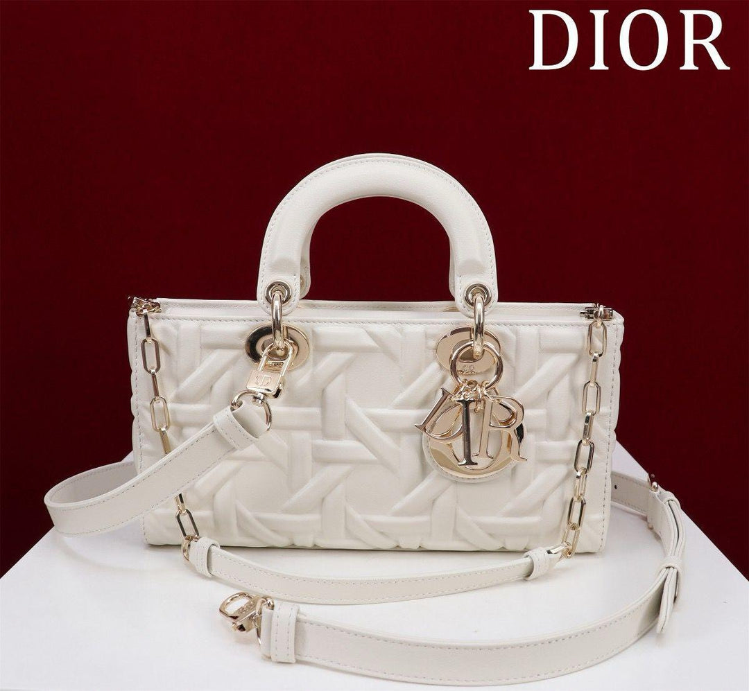 Ladies Dior bags Lilly Onlines