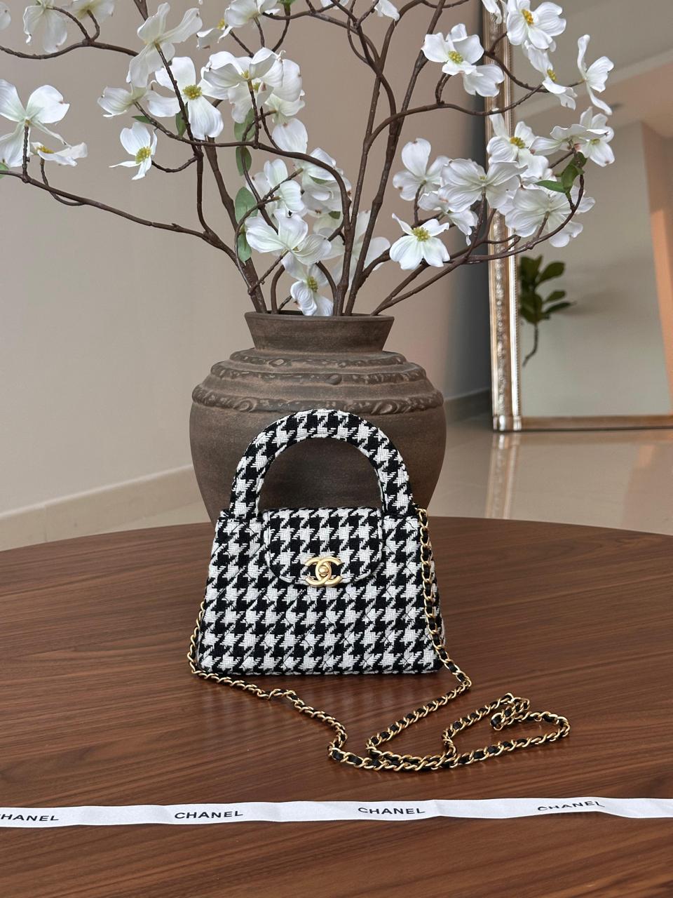 Ladies Chanel bags Lilly Onlines