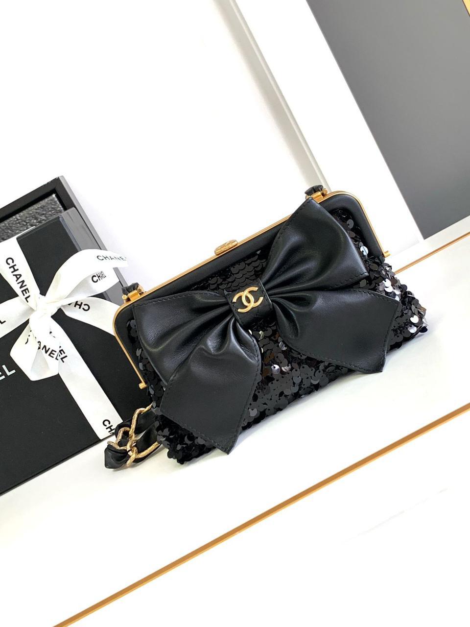 Ladies Chanel bags Lilly Onlines