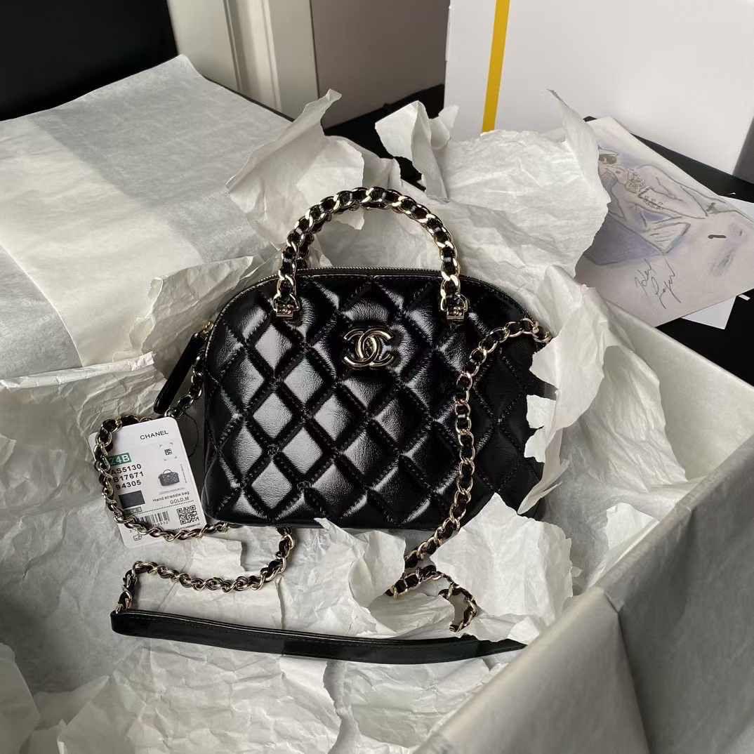 Ladies Chanel bags Lilly Onlines