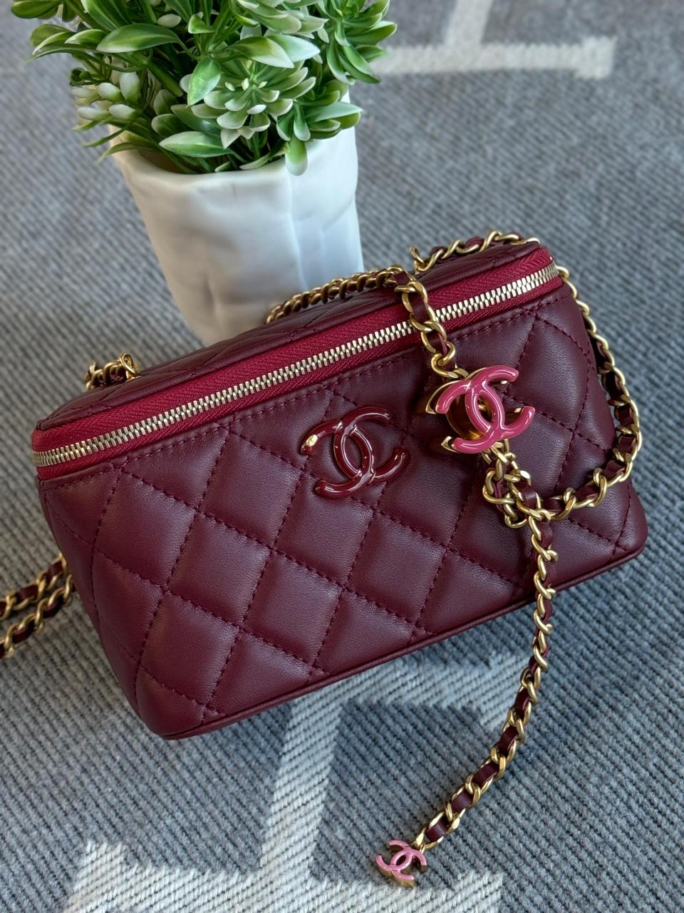 Ladies Chanel bags Lilly Onlines