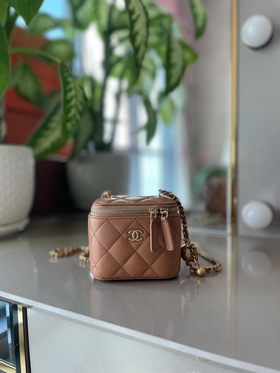 Ladies Chanel bags Lilly Onlines