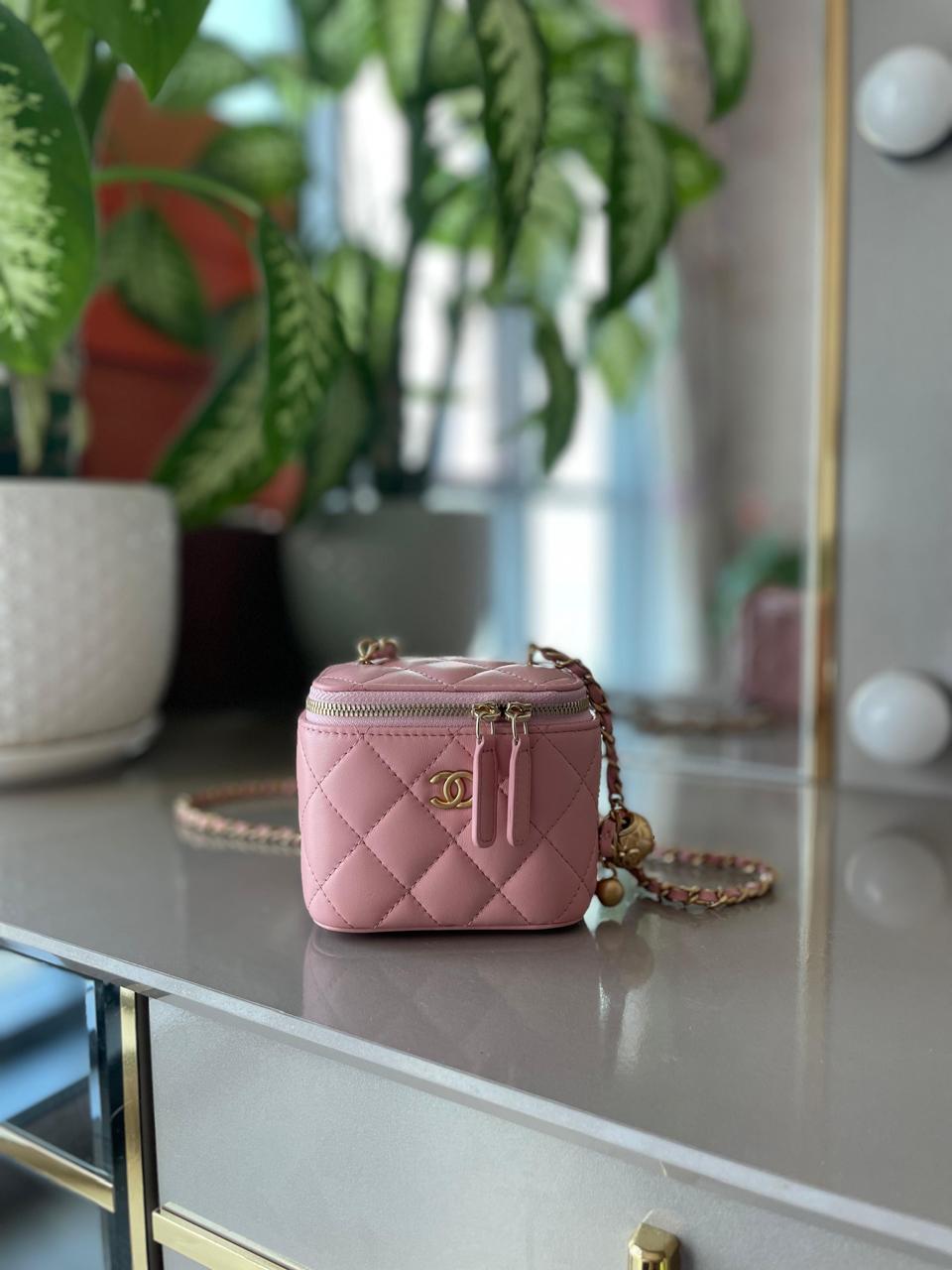Ladies Chanel bags Lilly Onlines