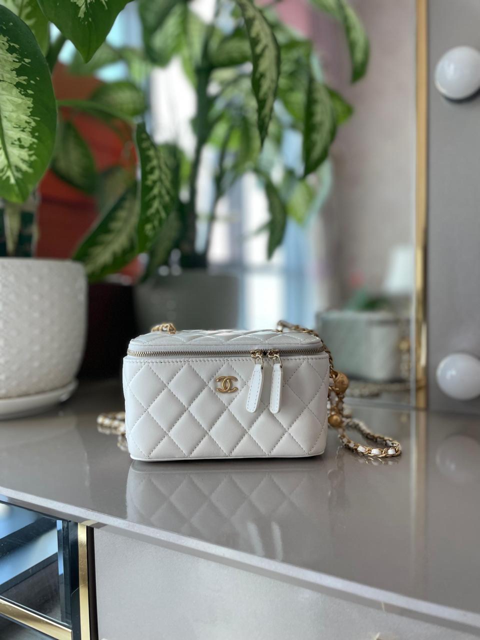 Ladies Chanel bags Lilly Onlines