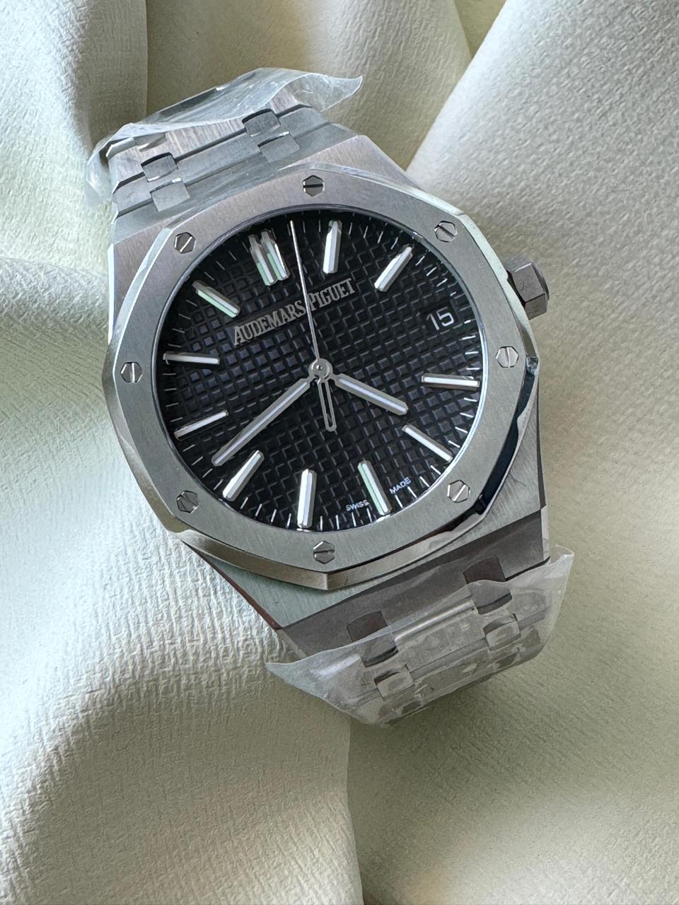 Men watches Lilly Onlines