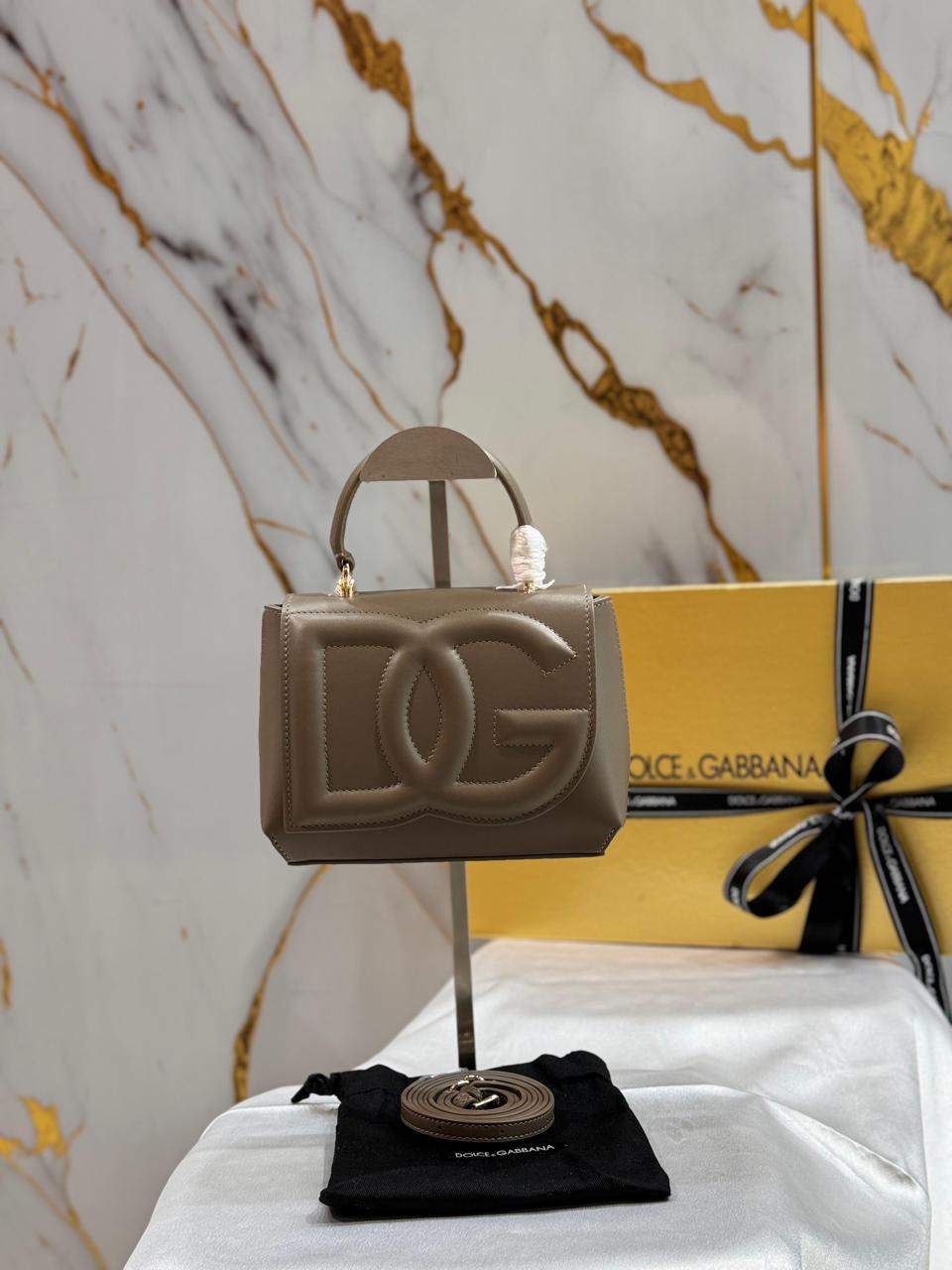 Ladies D&G bags Lilly Onlines
