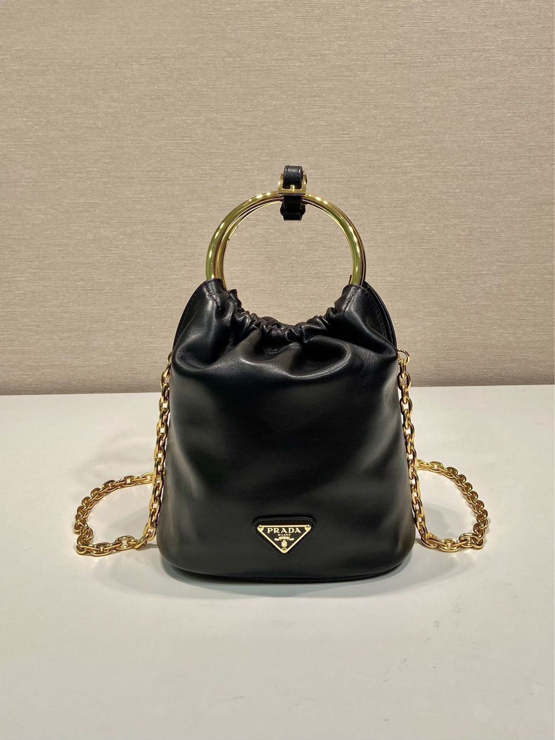 ladies Prada bags Lilly Onlines