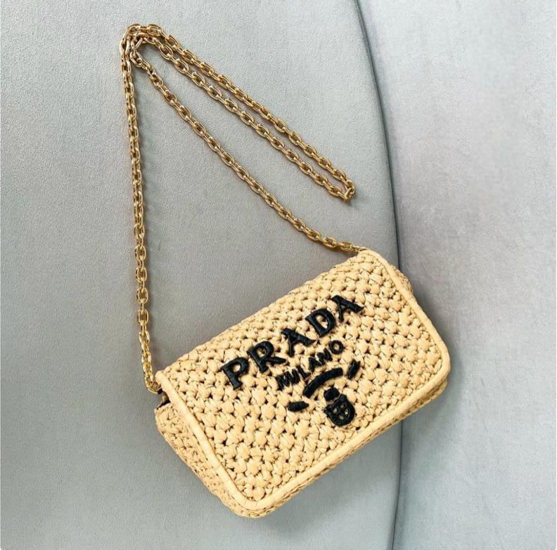 ladies Prada bags Lilly Onlines