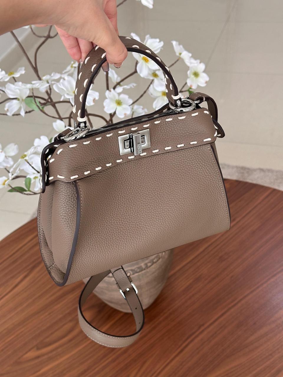 Ladies Fendi bags Lilly Onlines