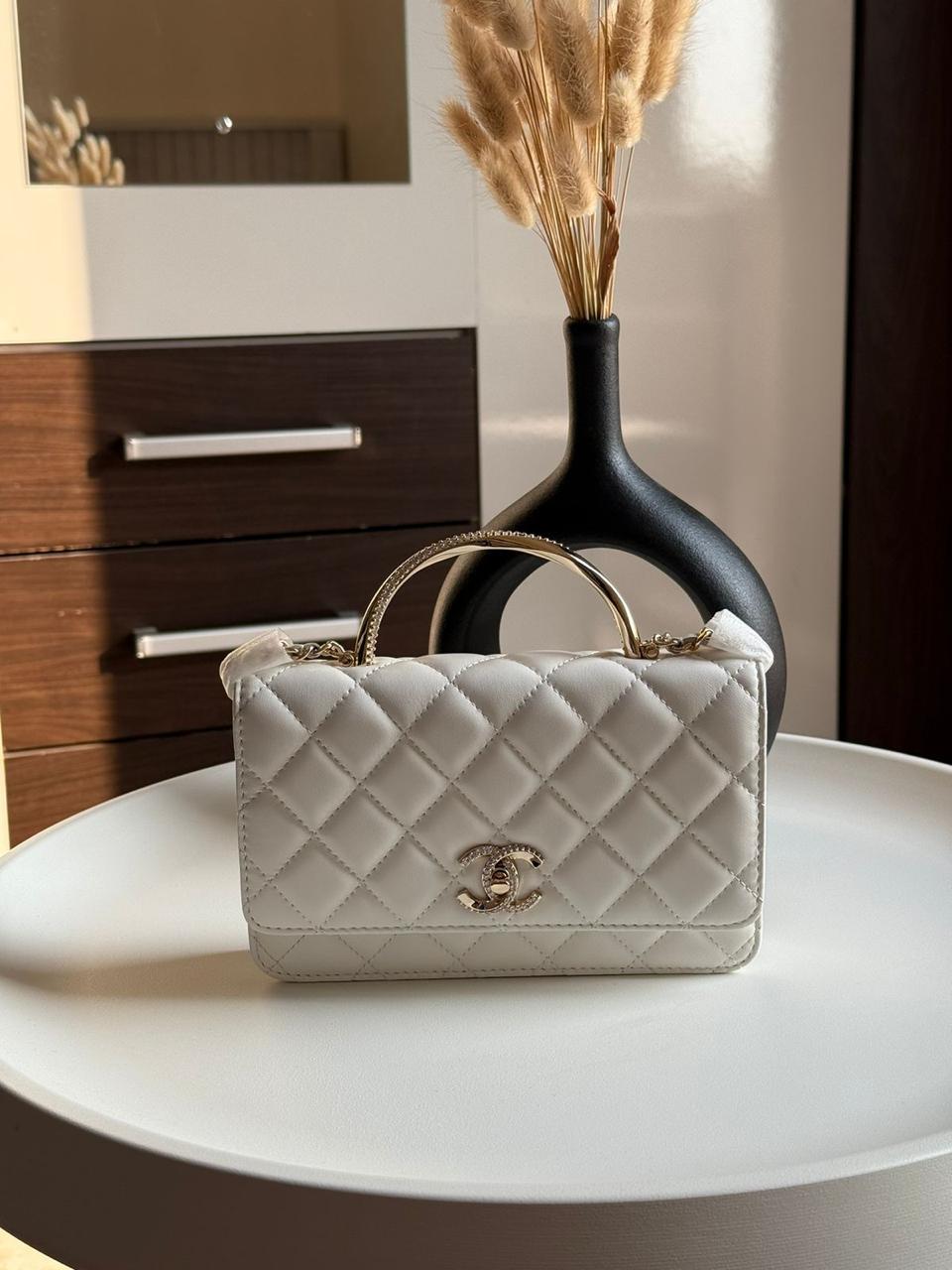 Ladies Chanel bags Lilly Onlines
