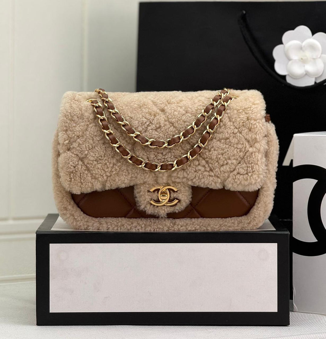 Ladies Chanel bags Lilly Onlines