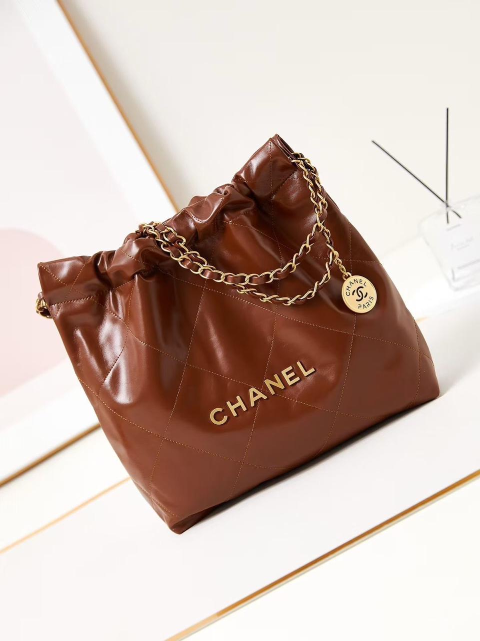 Ladies Chanel bags Lilly Onlines