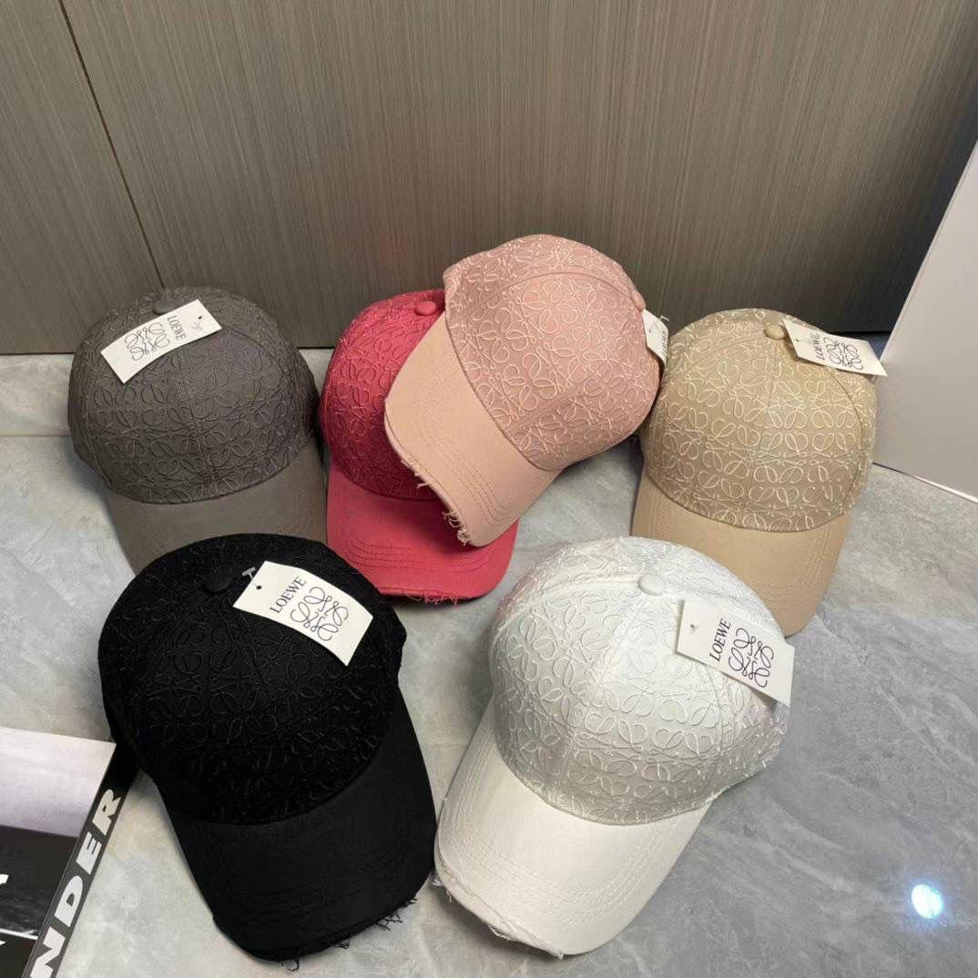 ladies hats & caps Lilly Onlines