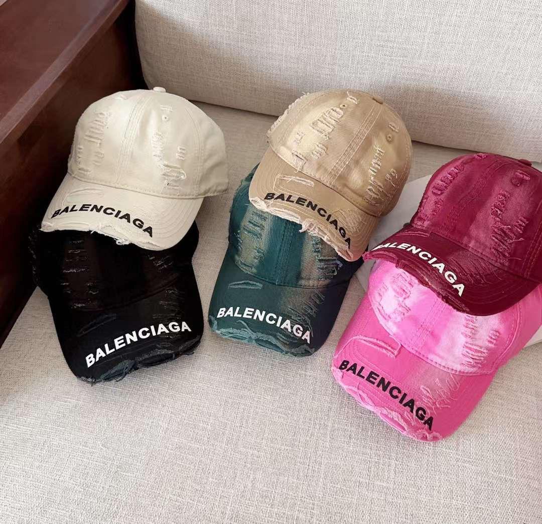 ladies hats & caps Lilly Onlines