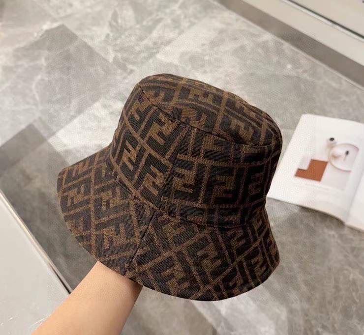 ladies hats & caps Lilly Onlines
