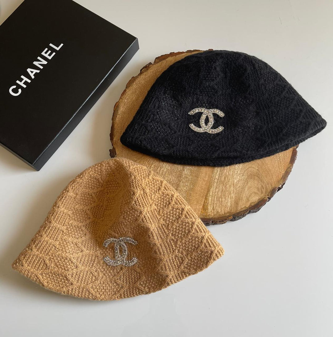 ladies hats & caps Lilly Onlines