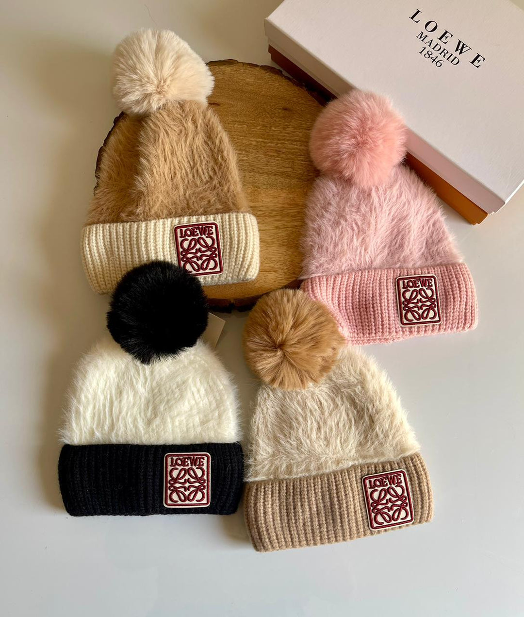 ladies hats & caps Lilly Onlines