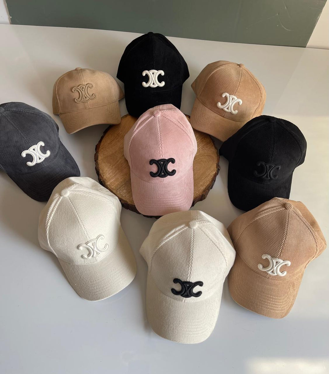 ladies hats & caps Lilly Onlines