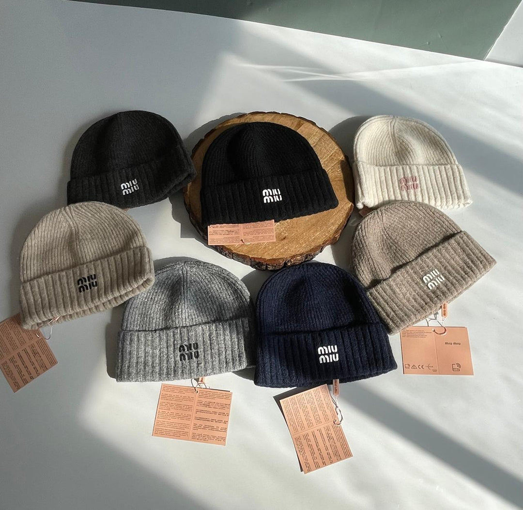 ladies hats & caps Lilly Onlines