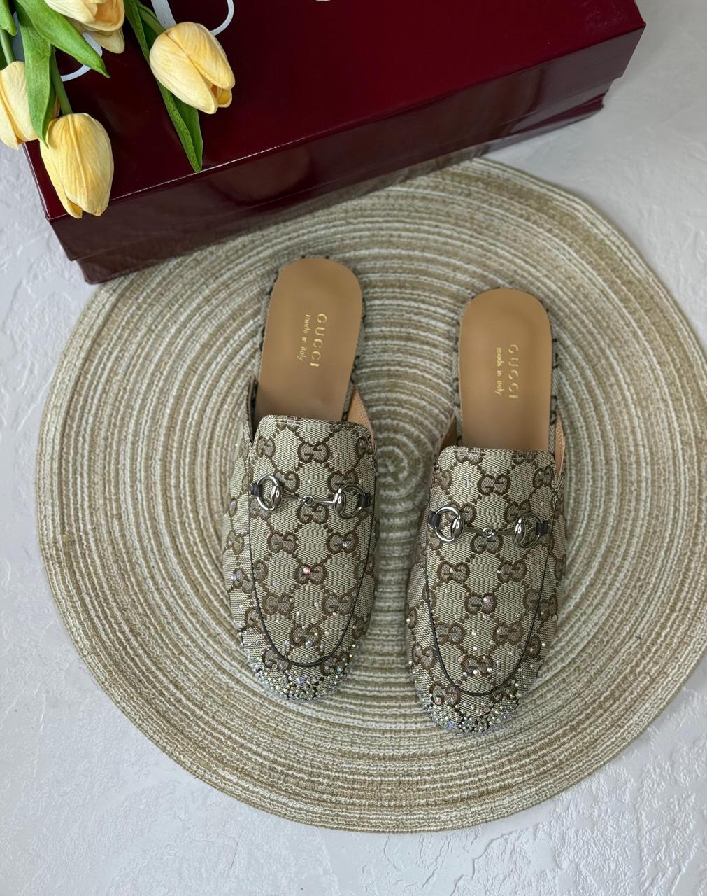 ladies flats Lilly Onlines