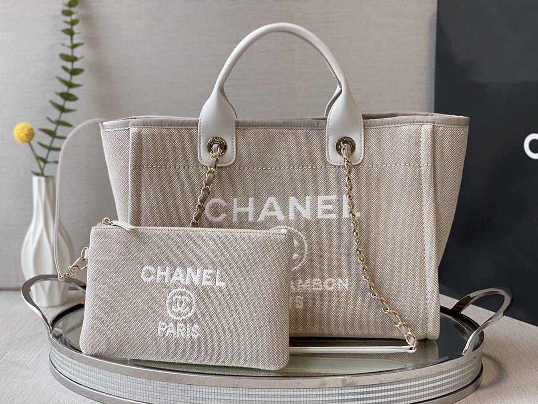 Ladies Chanel bags Lilly Onlines