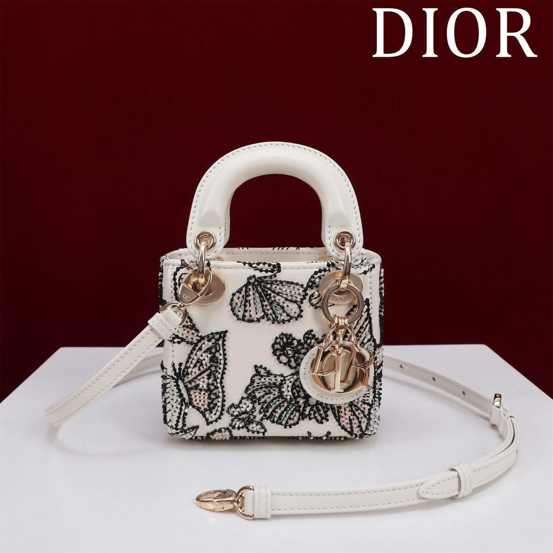 Ladies dior bags Lilly Onlines