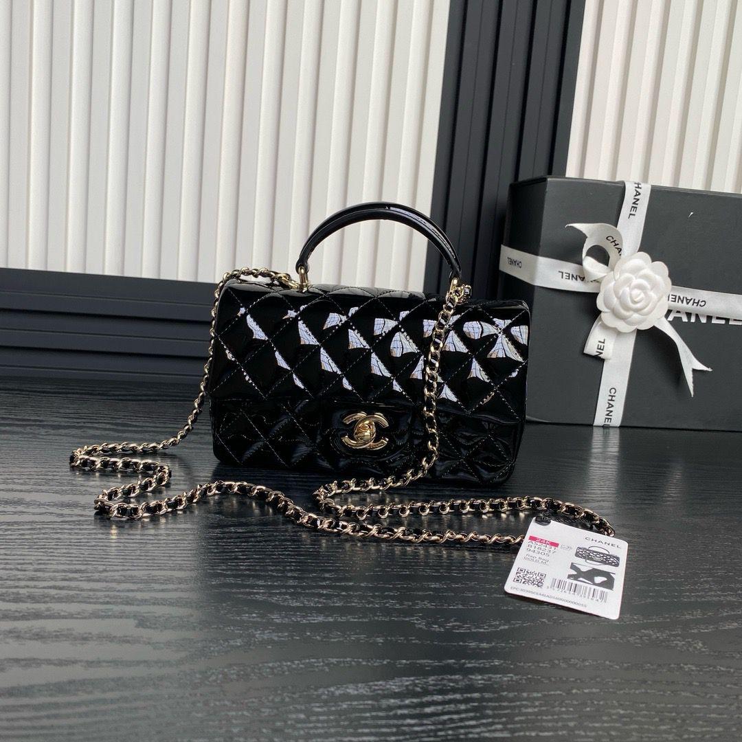 Ladies Chanel bags Lilly Onlines