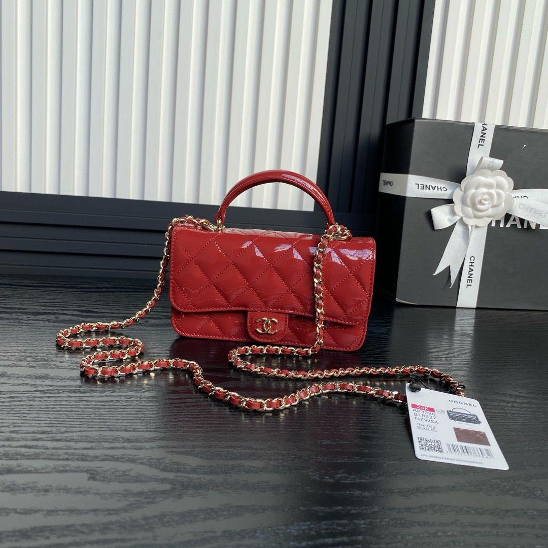 Ladies Chanel bags Lilly Onlines