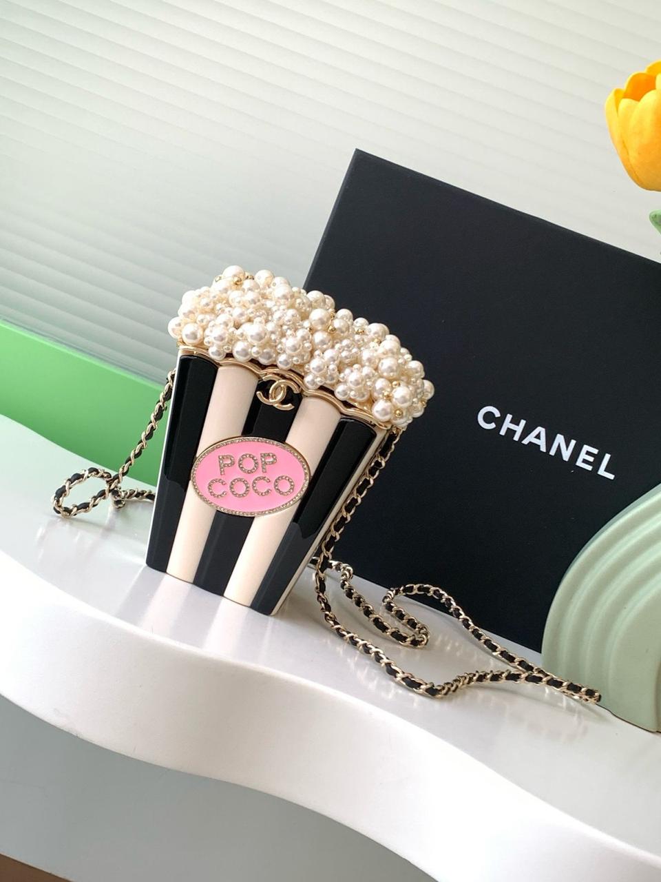 Ladies Chanel bags Lilly Onlines
