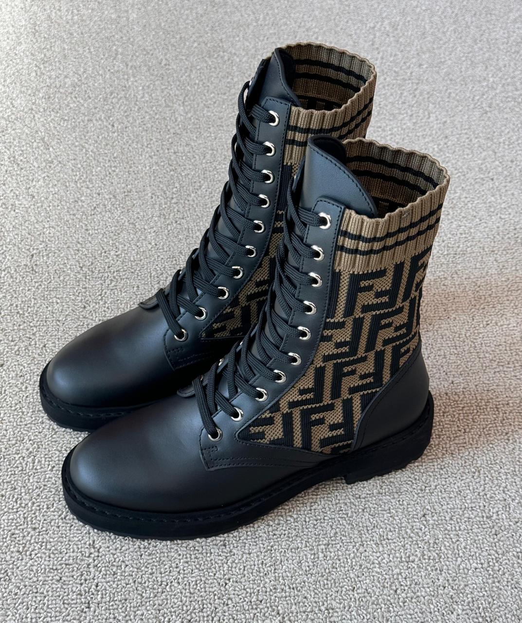 Ladies boots Lilly Onlines