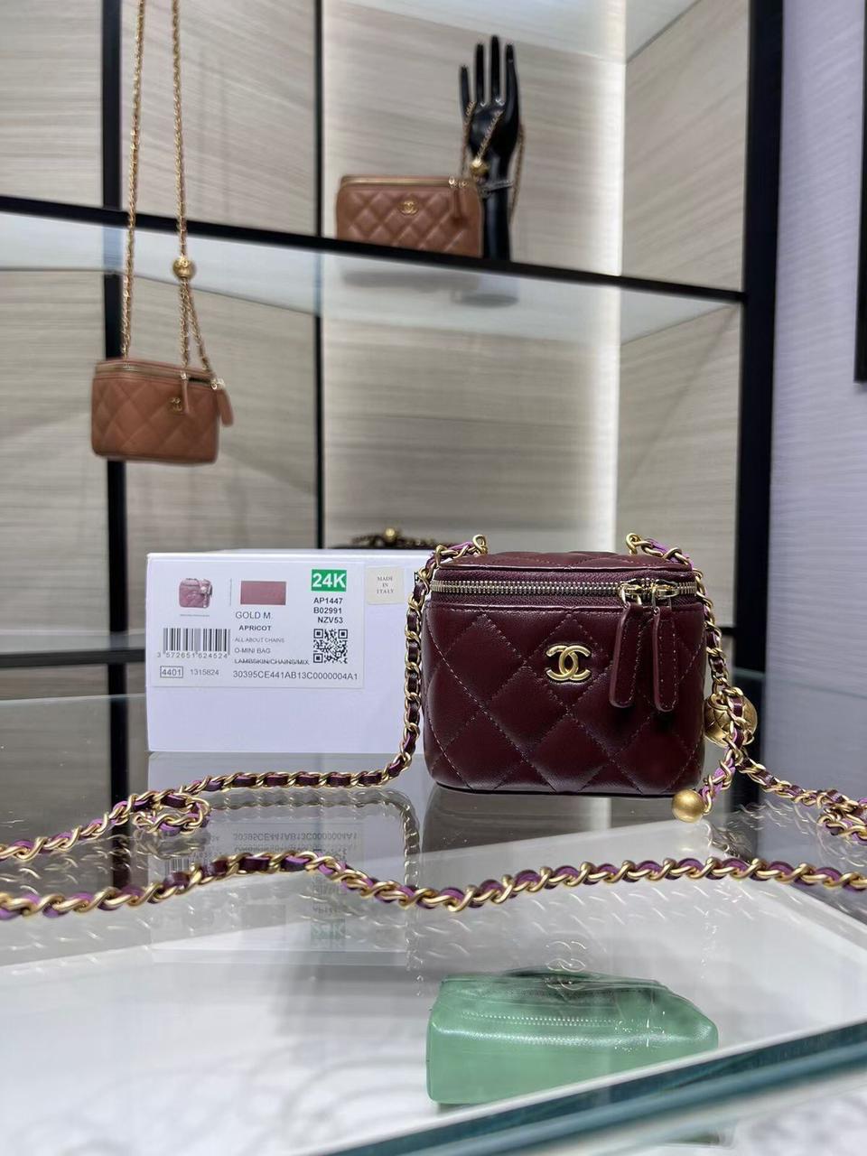 Ladies Chanel bags Lilly Onlines