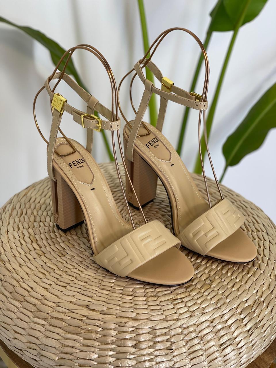 Ladies heels Lilly Onlines