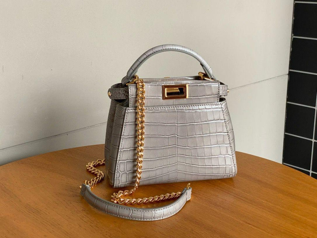 Ladies fendi bags Lilly Onlines