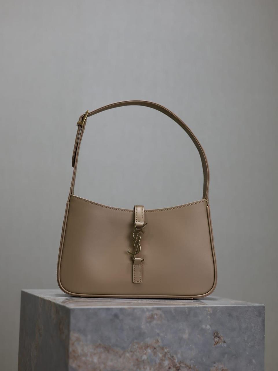 Ladies Ysl bags Lilly Onlines