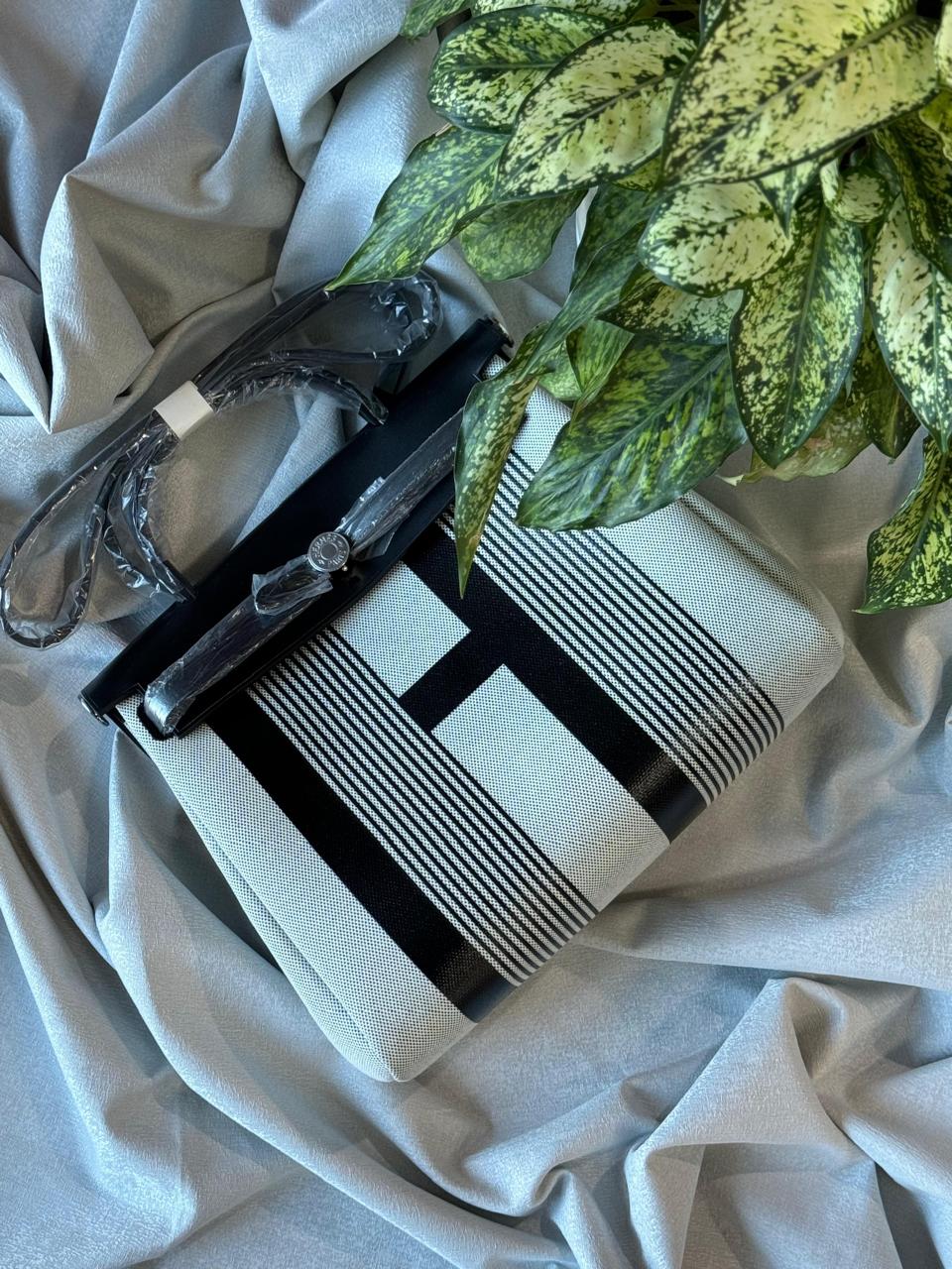 Ladies Hermes bags Lilly Onlines