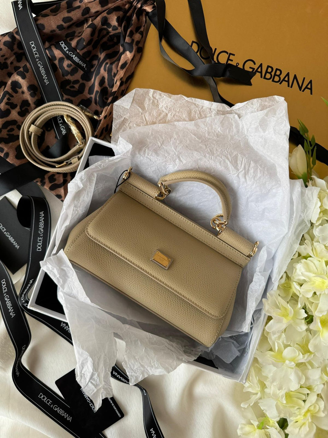 Ladies D&G bags Lilly Onlines