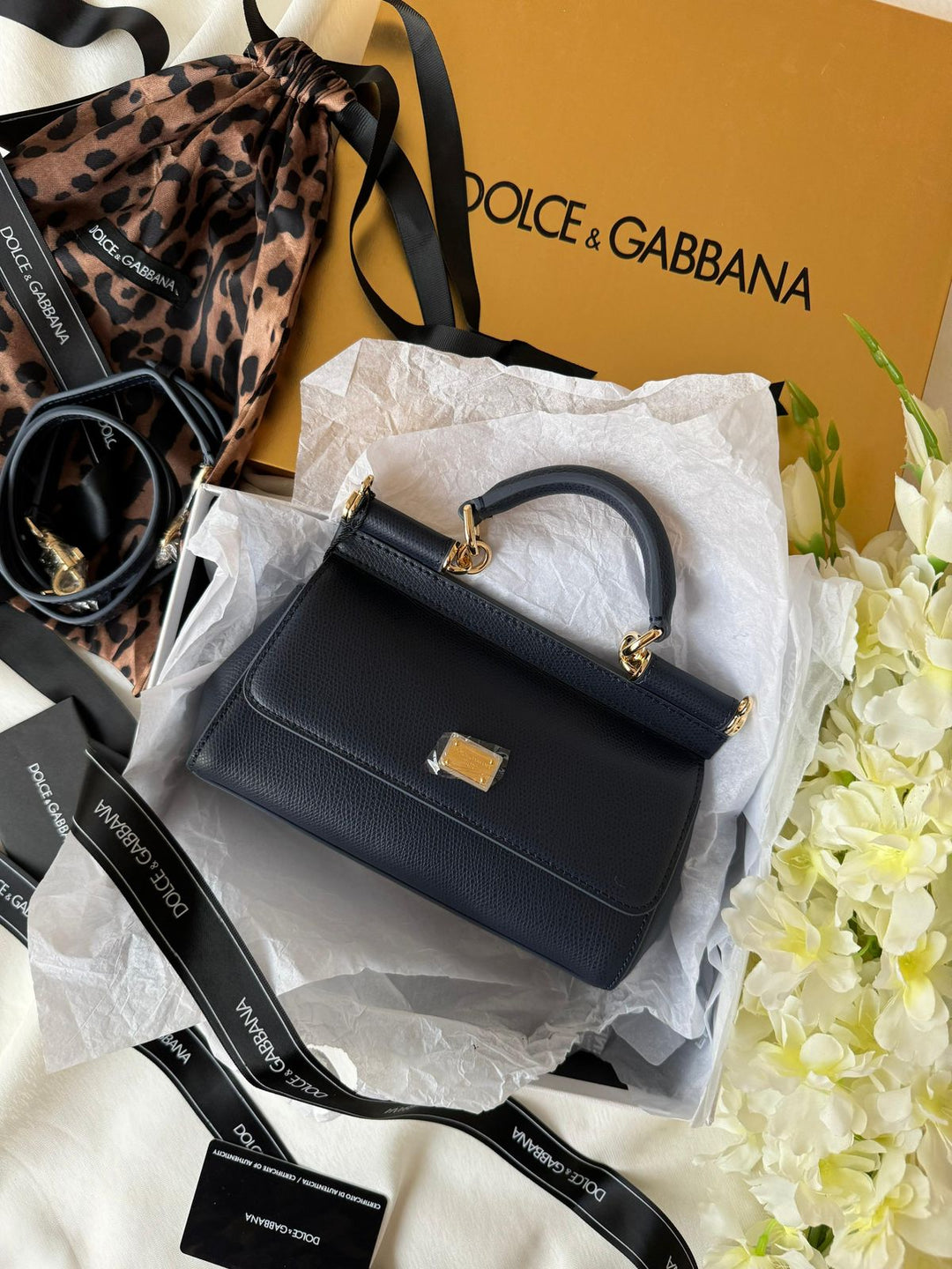 Ladies D&G bags Lilly Onlines