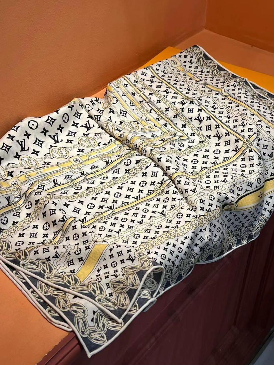 ladies scarf Lilly Onlines
