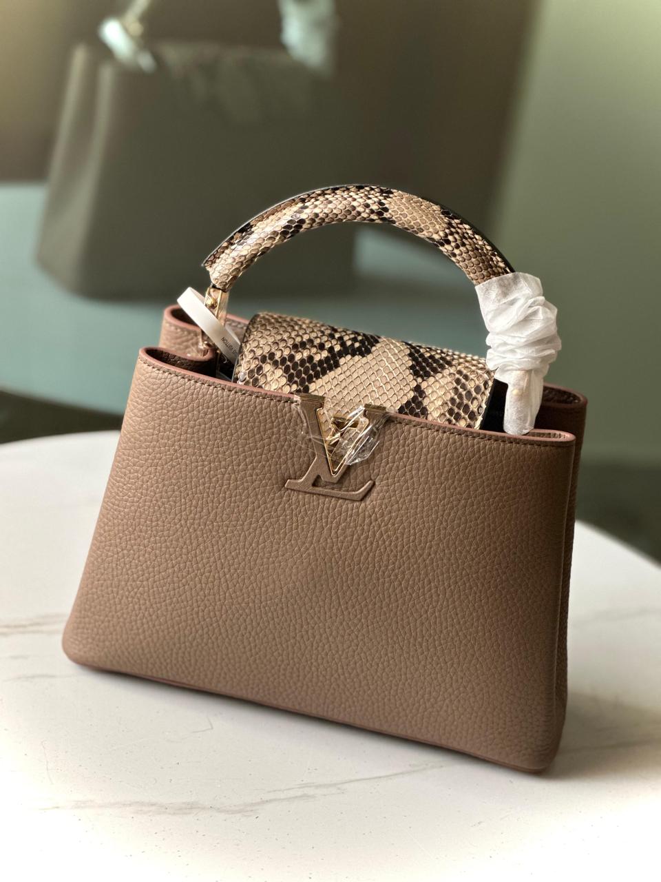 Ladies Lv bags Lilly Onlines