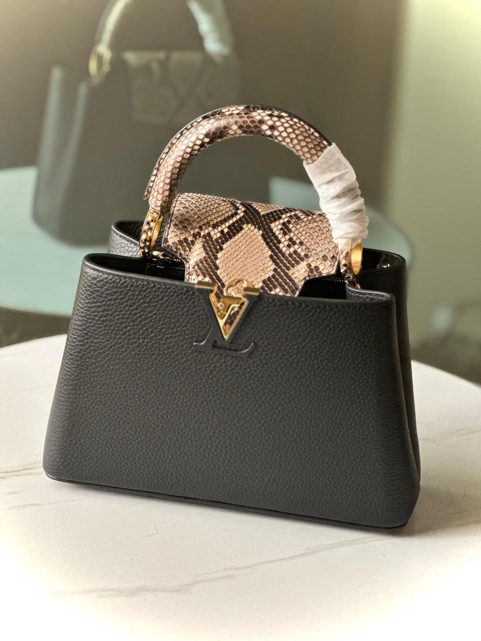 Ladies Lv bags Lilly Onlines