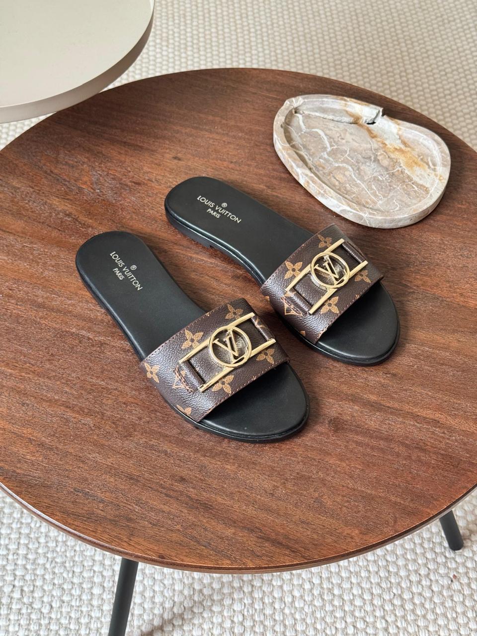 Ladies flats Lilly Onlines